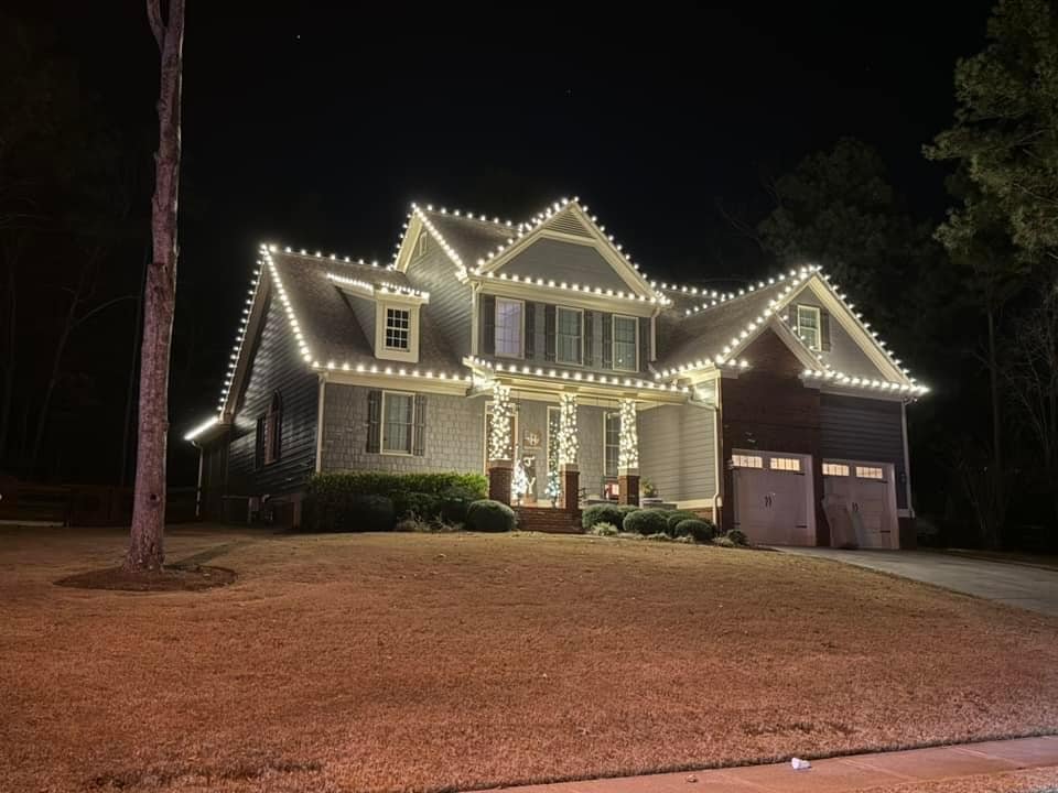 Milton GA Christmas lights on House