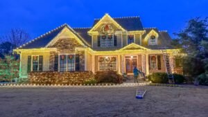 Milton GA Holiday lights on house